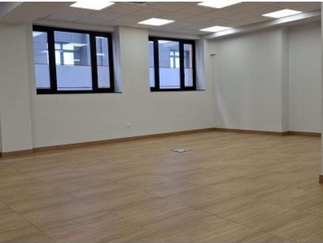 Local Comercial en alquiler en Lamiako, Leioa