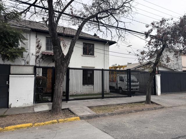 Oficina en arriendo en Barrio Suárez Mujica, Santiago