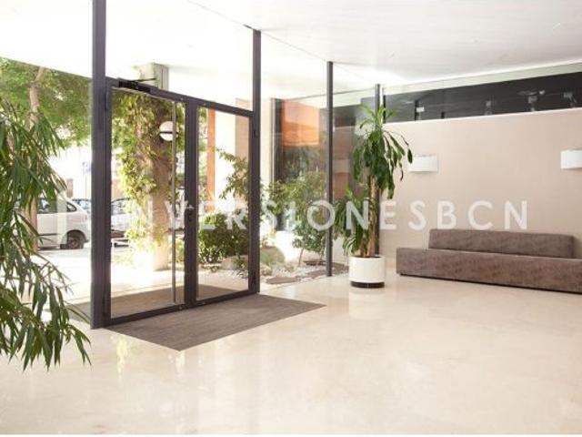 Local Comercial en alquiler en Sarrià - Sant Gervasi, Barcelonès