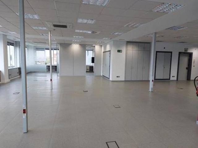 Oficina en alquiler en Polígono Argales, Valladolid