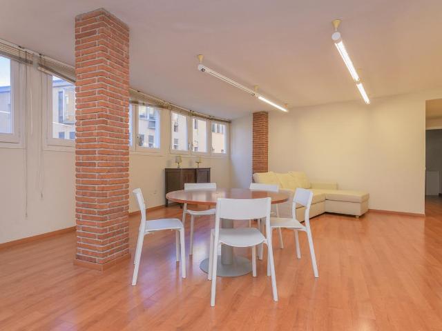 Oficina en venta en Plaça Catalunya - Saldes, Bages