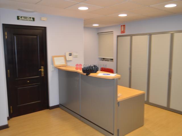Oficina en venta en Santiago De Compostela, Picaños