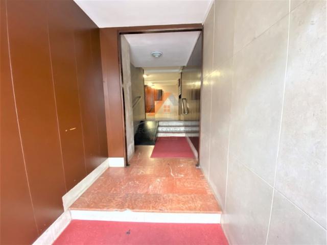 Oficina en venta en Santiago De Compostela, A Pontepedriña