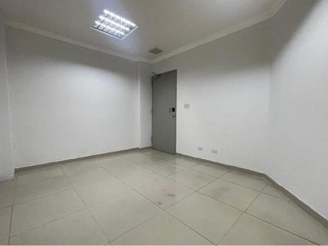 Oficina en venta en avenida balboa, panamá