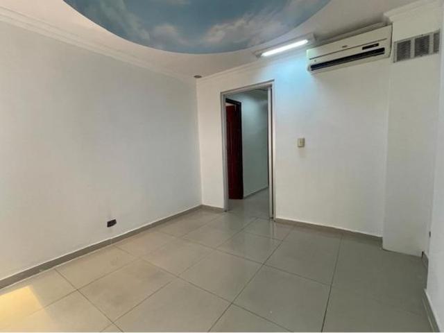 Oficina en venta en avenida balboa, panamá