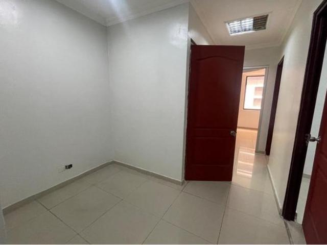 Oficina en venta en avenida balboa, panamá