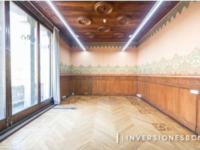 Local Comercial en venta en la Dreta de l'Eixample, Barcelona