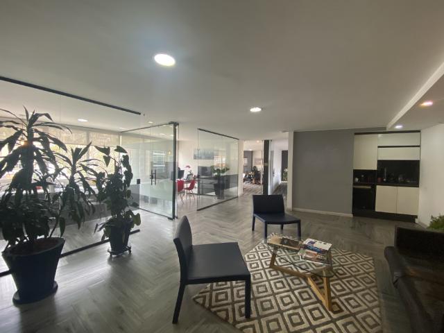 Oficina en venta en Ricaurte, Bogotá