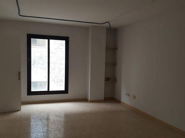Oficina en venta en Garrotxa, Catalunya