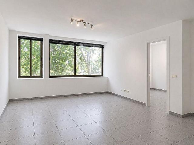 Oficina en venta en Nou Barris, Barcelonès