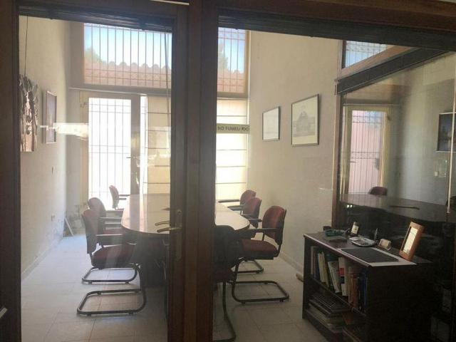 Oficina en venta en La Bisbal D'empordà
