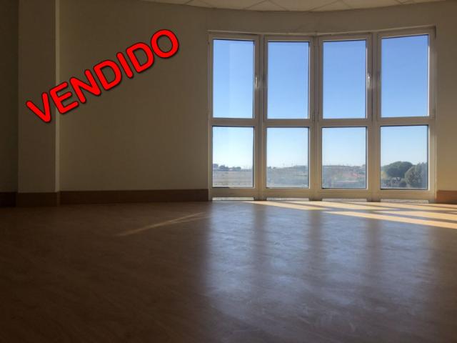 Oficina en venta en Griñón, Madrid