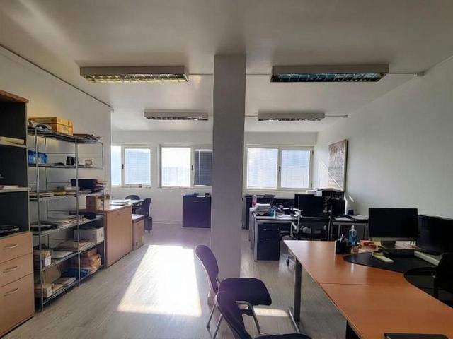 Oficina en venta en L'hospitalet De Llobregat, Barcelona