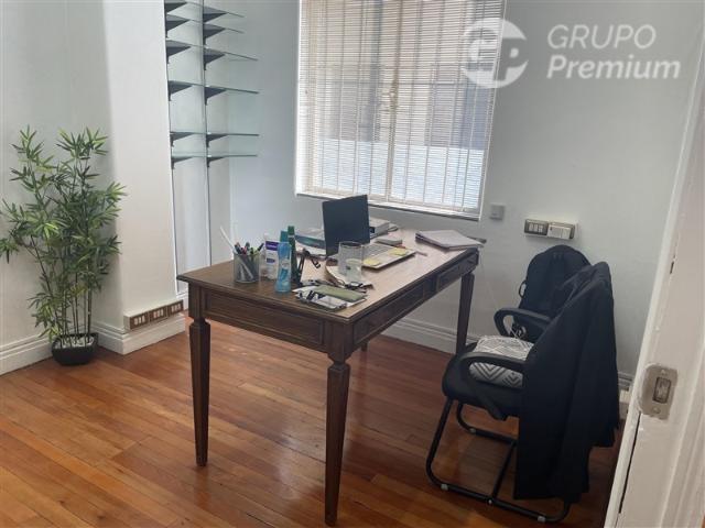 Oficina en Venta en huerfanos