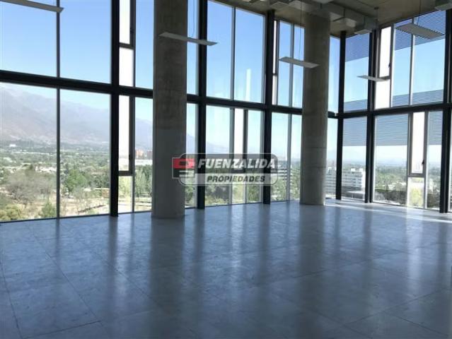 Oficina en venta en Los Dominicos, Santiago
