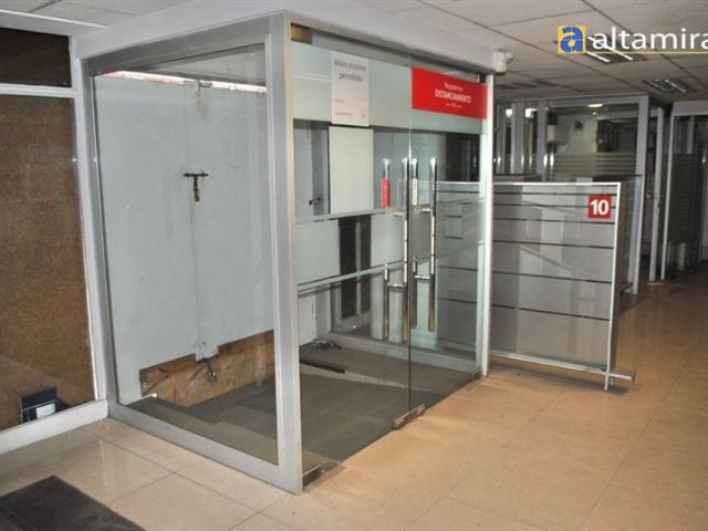 Oficina en Venta en Local Oficinas Centro Financiero Iquique calle Tarapacá Cod. BS 31 Condiciones especiales de Financiamiento