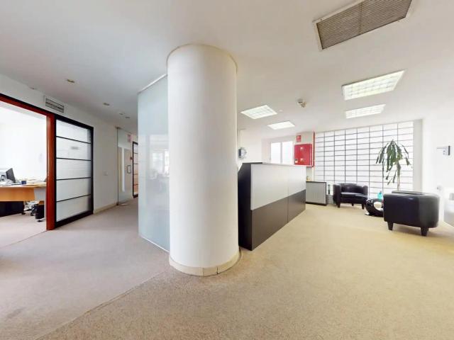 Oficina en venta en Chamberí, Madrid