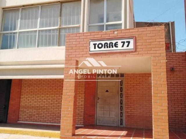 Oficina en venta en Cacique Mara, Maracaibo