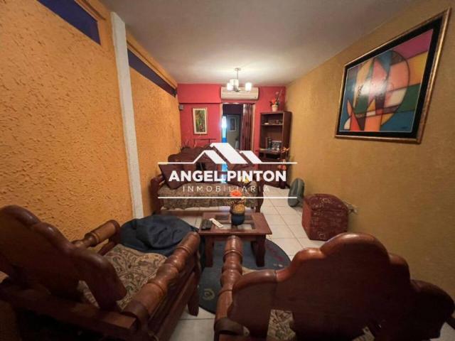 Oficina en venta en Cacique Mara, Maracaibo