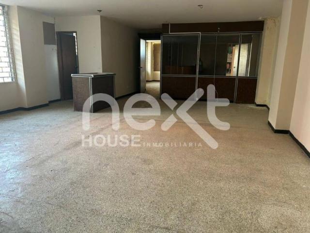 Oficina en venta en Cacique Mara, Maracaibo