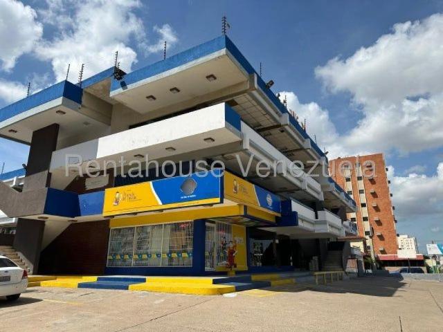 Oficina en venta en Cacique Mara, Maracaibo