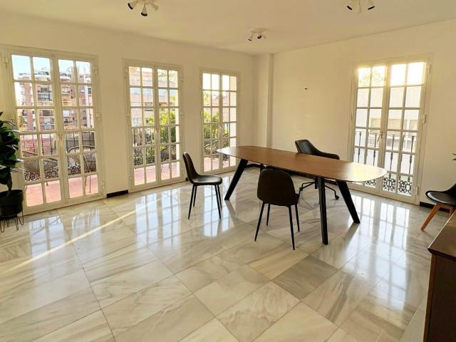 Oficina en venta en Marbella