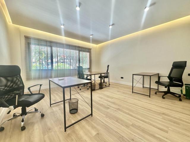 Oficina en venta en Marbella