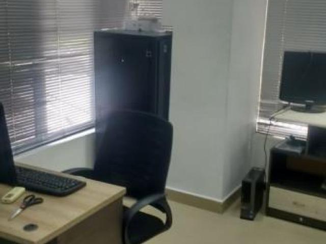 Oficina En Venta En Medellin En Laureles V143712