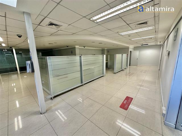 Oficina en Venta en OPORTUNIDAD – CONDICIONES ESPECIALES DE FINANCIAMIENTO BANCA PROPIEDADES BANCO SANTANDER Local Oficinas Centro Financiero Iquique calle Tarapacá Cod. BS 31