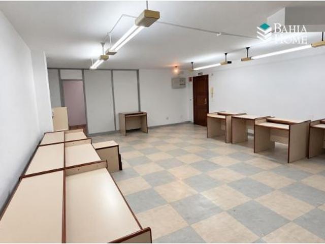 Local Comercial en venta en Cuatro Caminos, Santander