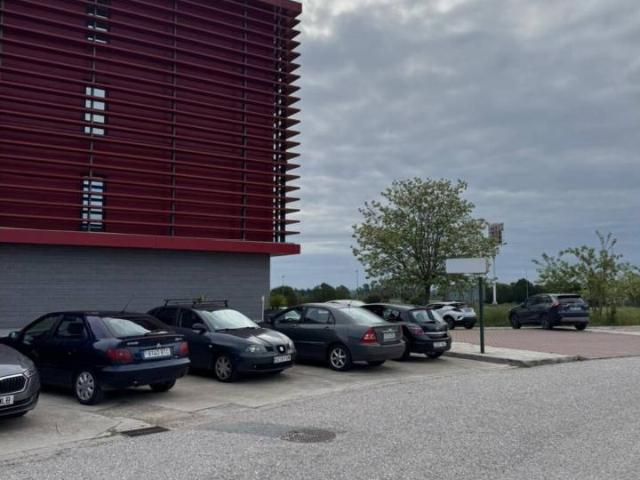 Oficina en venta en Salteras, Andalucía