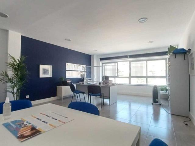 Oficina en venta en Urbanización Pline, Comarca de Loja