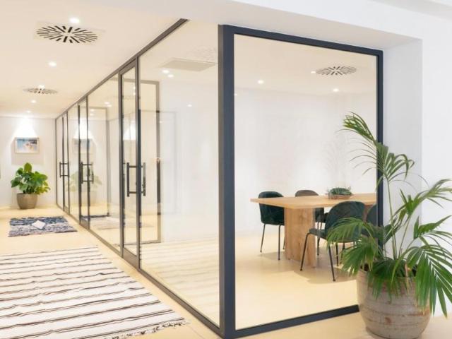 Oficina en venta en es Molinar, Palma