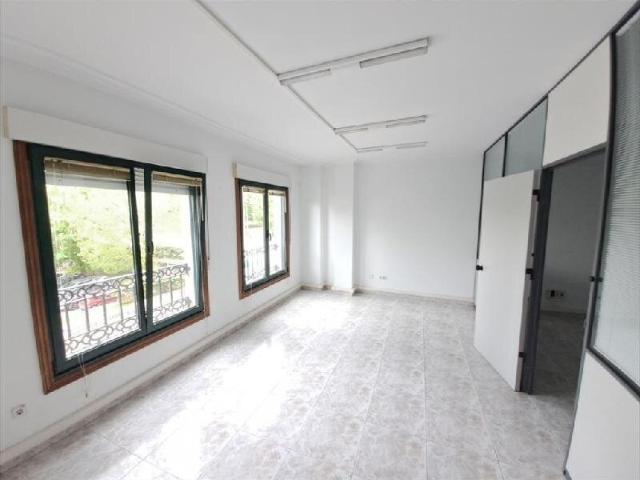 Oficina en venta en Campolongo, Pontevedra