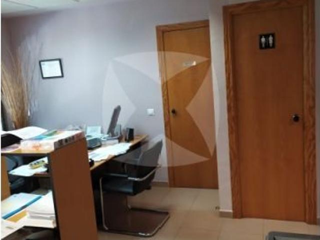 Oficina en venta en Margallo, Cáceres