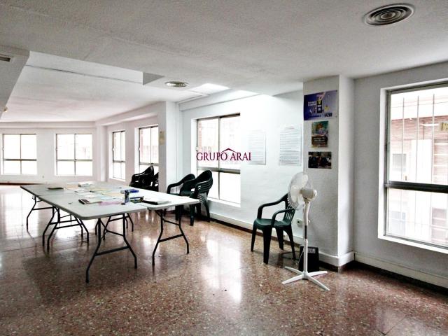 Oficina en venta en Diputació, l'Alacantí