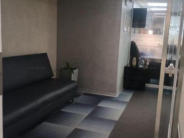 OFICINA EXCELENTE UBICACIÓN