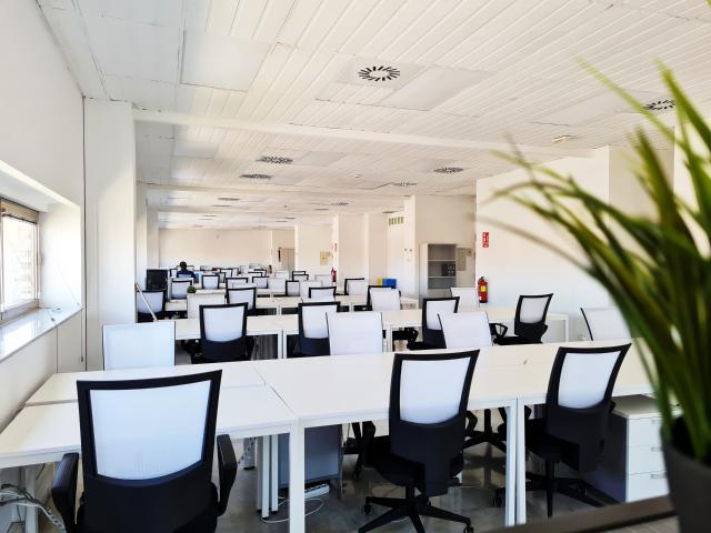 Oficina en alquiler en Nervión, Sevilla