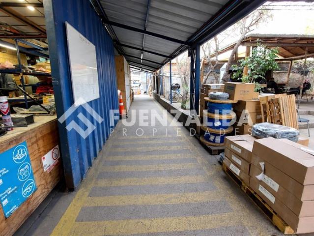 Oficina en venta en La Cisterna, Metropolitana