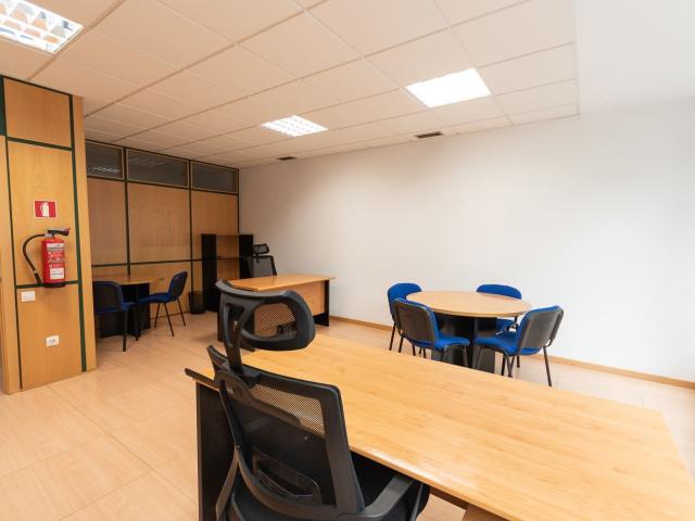 Oficina en alquiler en A Coruña, Galicia