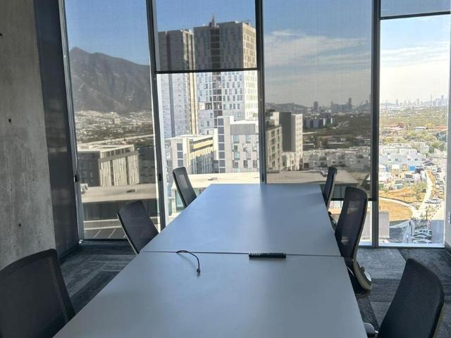 Oficina en renta en Santa Catarina, Nuevo León