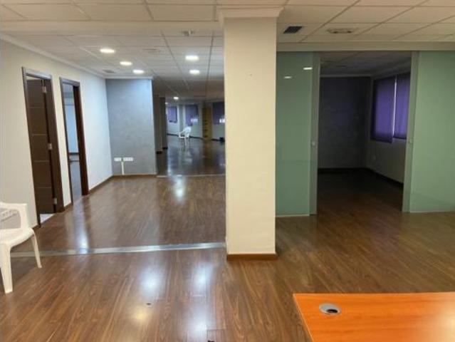 Oficina en venta en Albaida, València / Valencia