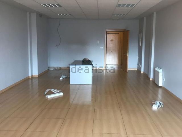Oficina en venta en Llanera, Asturias