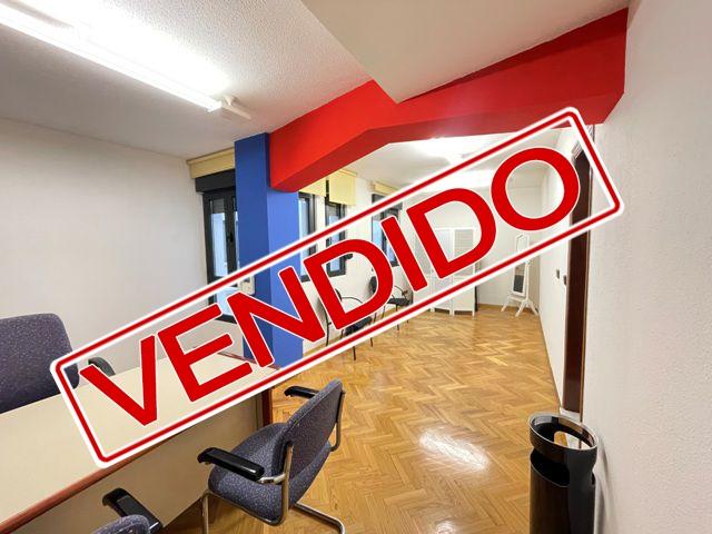 Oficina en venta en Oviedo, Asturias