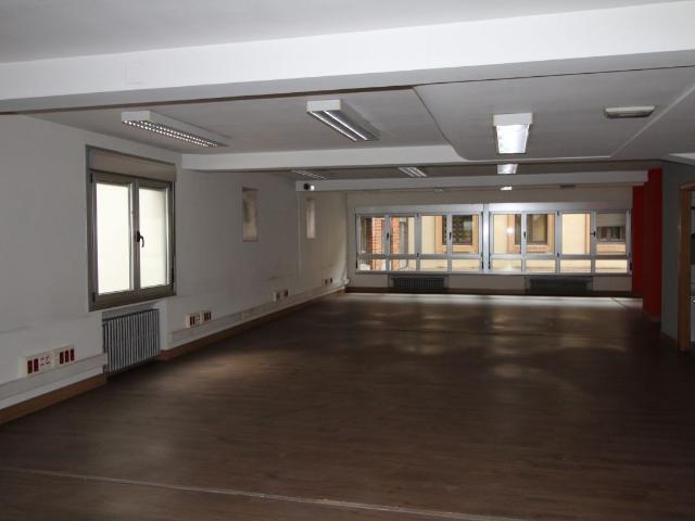 Oficina en venta en Oviedo, Asturias