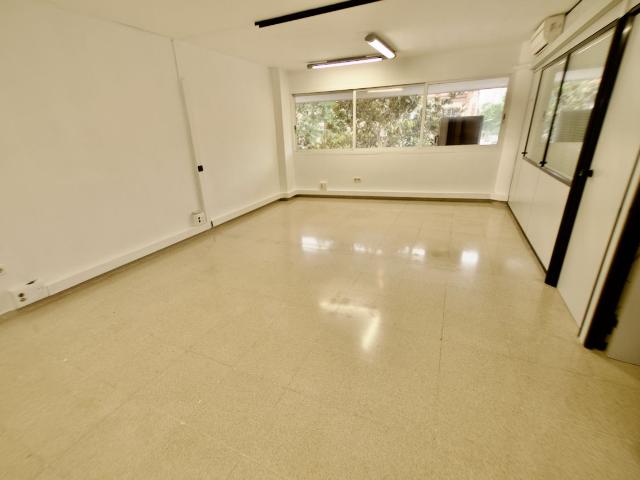 Oficina en venta en Escola Industrial, Vallès Occidental
