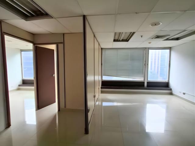 Oficina en venta en Boca De Uchire, Miranda