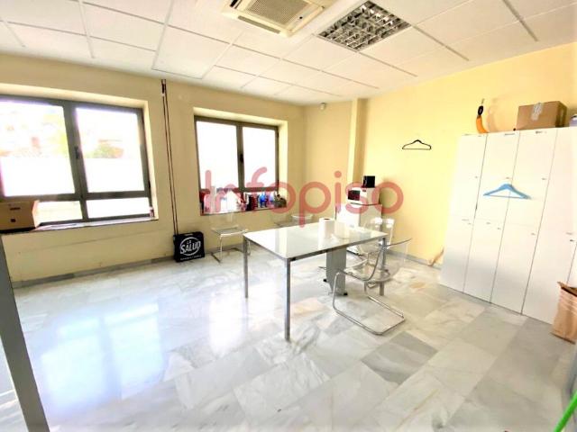 Oficina en venta en Valdepeñas, Castilla-La Mancha