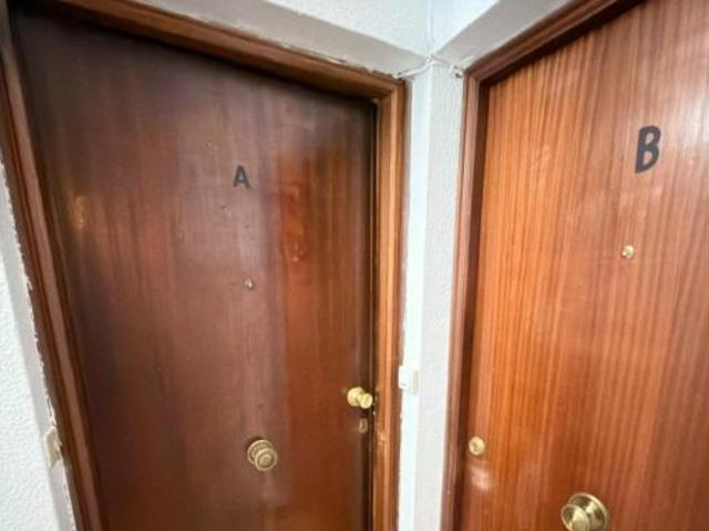 Oficina en venta en La Vega, León