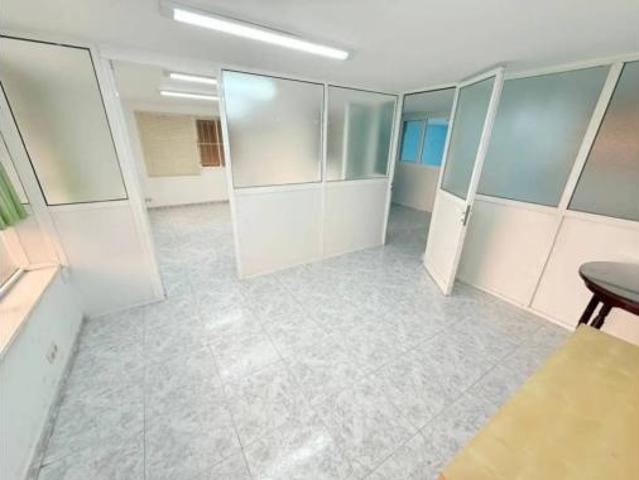 Oficina en venta en Mármoles, Málaga